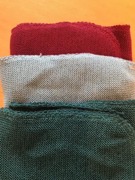 Wolldecke für Babys aus weicher Merinowolle in tollen Farben